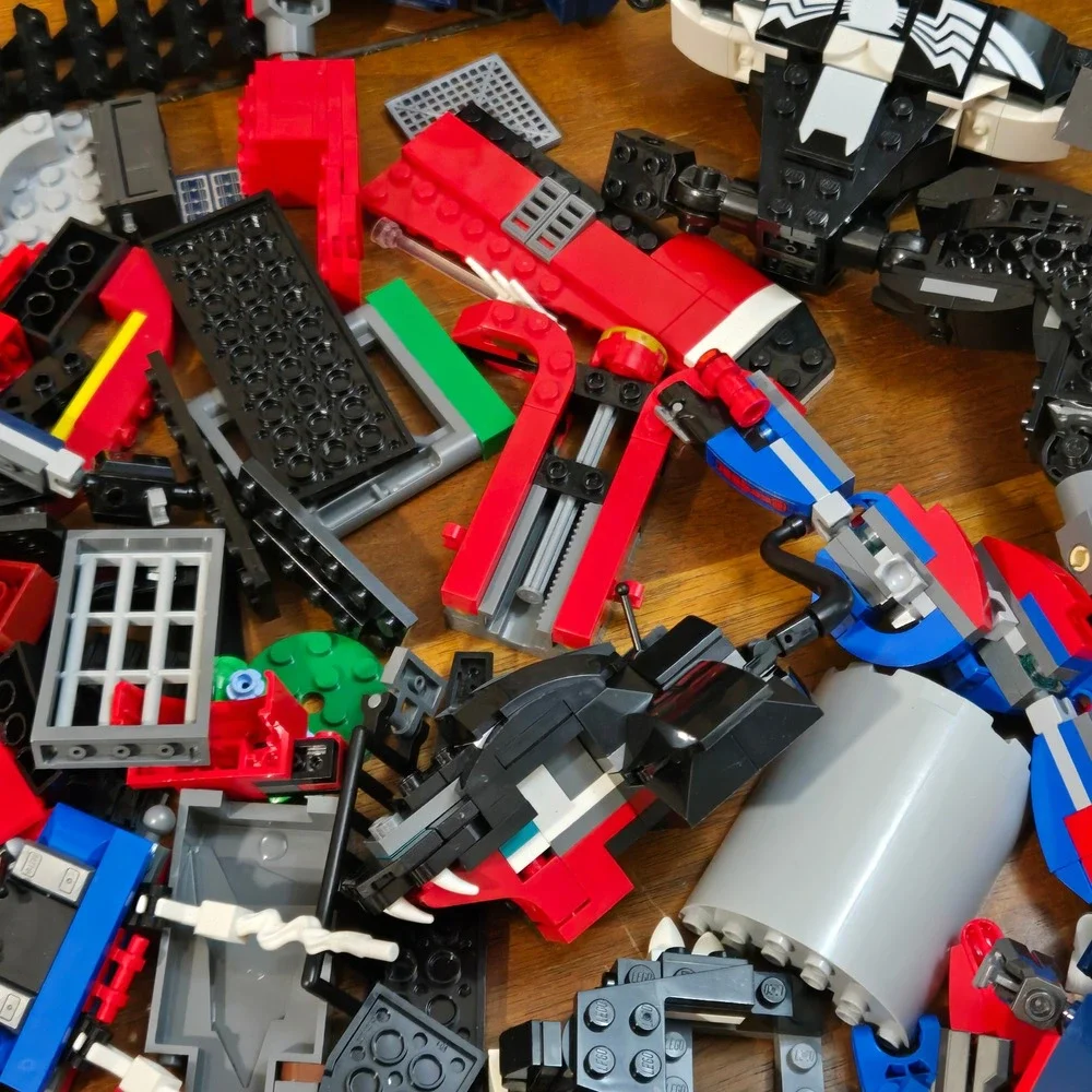 LEGO Bulk Lot 7lb Marvel Transformers Optimus Prime Spider-Man Mixed Bricks
